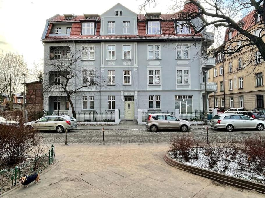 Apartament Przy Parku Z Bezplatnym Parkingiem Stary Toruń Kültér fotó